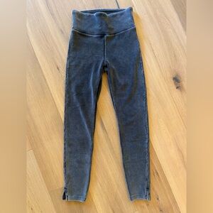 American Eagle Grey Leggings